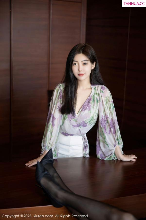   [XiuRen]高清写真图 2023.02.17 No.6279 星子柒kiki 黑丝美腿第12张图片